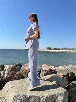 Костюм з сорочкою